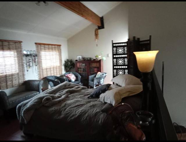 2 BEDROOM APARTMENT FOR SALE IN KENSINGTON